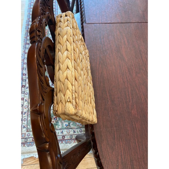 Woven Water Hyacinth Valet or Organizer Tray Cutlery Flatware Caddy - Picture 5 of 7